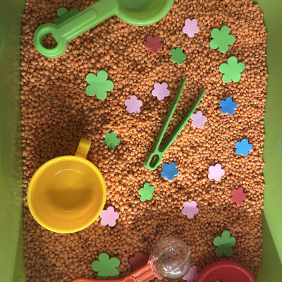 Frühlings- Sensory-Play Frühlings- Sensory-Play