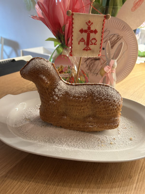Osterlamm gebacken